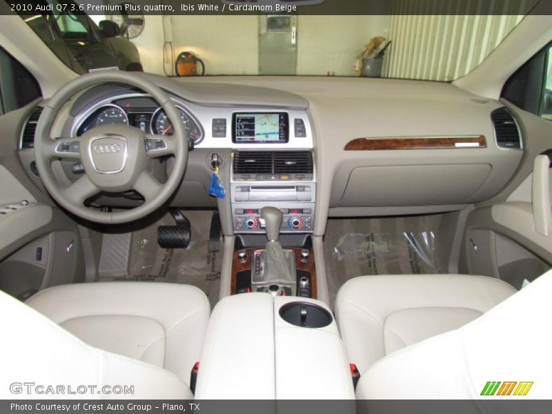 Dashboard of 2010 Q7 3.6 Premium Plus quattro