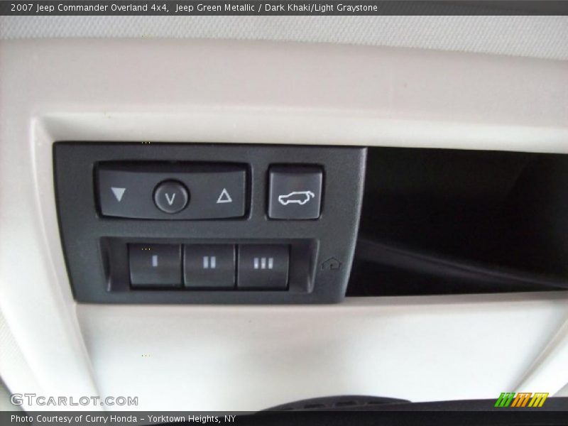 Jeep Green Metallic / Dark Khaki/Light Graystone 2007 Jeep Commander Overland 4x4