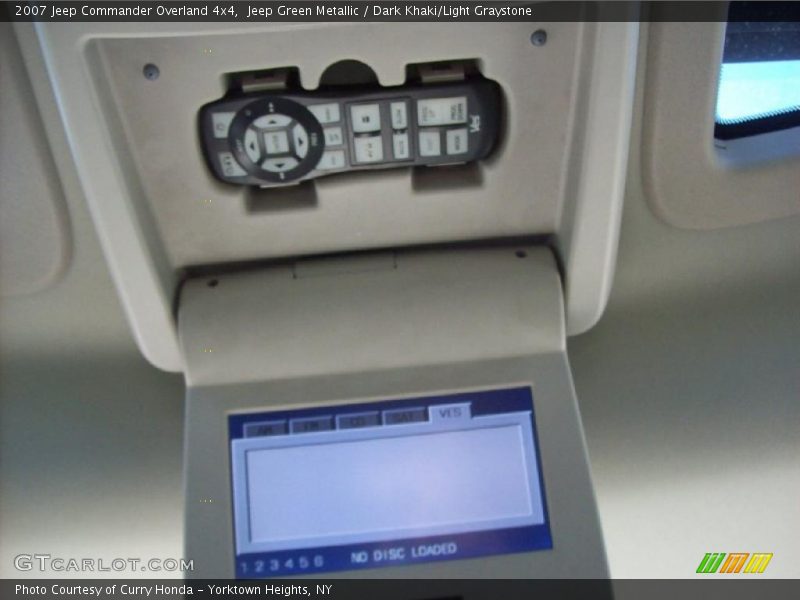 Jeep Green Metallic / Dark Khaki/Light Graystone 2007 Jeep Commander Overland 4x4