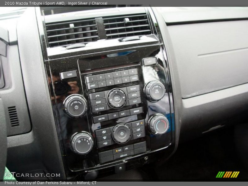 Controls of 2010 Tribute i Sport AWD