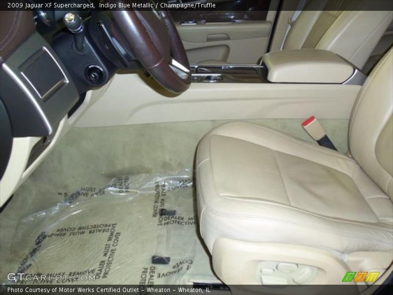 Indigo Blue Metallic / Champagne/Truffle 2009 Jaguar XF Supercharged