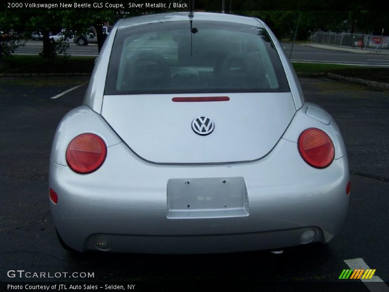 Silver Metallic / Black 2000 Volkswagen New Beetle GLS Coupe