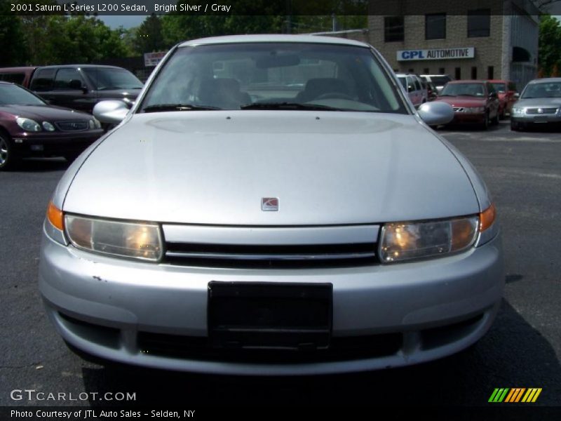 Bright Silver / Gray 2001 Saturn L Series L200 Sedan