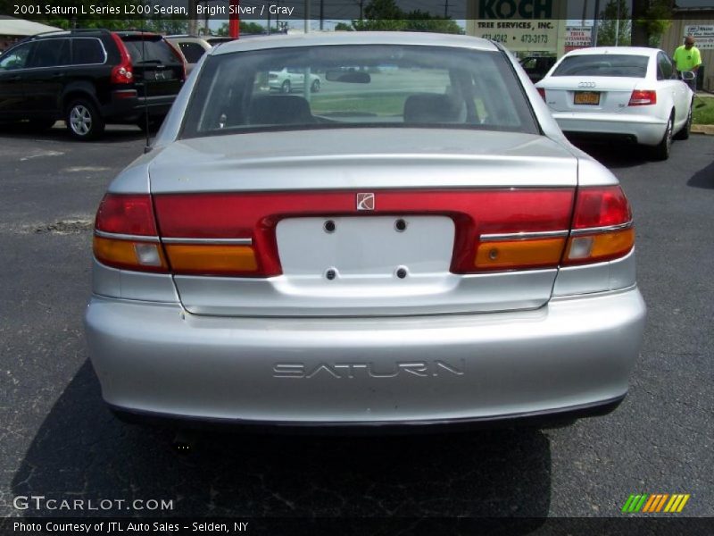 Bright Silver / Gray 2001 Saturn L Series L200 Sedan