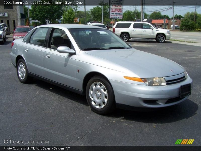 Bright Silver / Gray 2001 Saturn L Series L200 Sedan