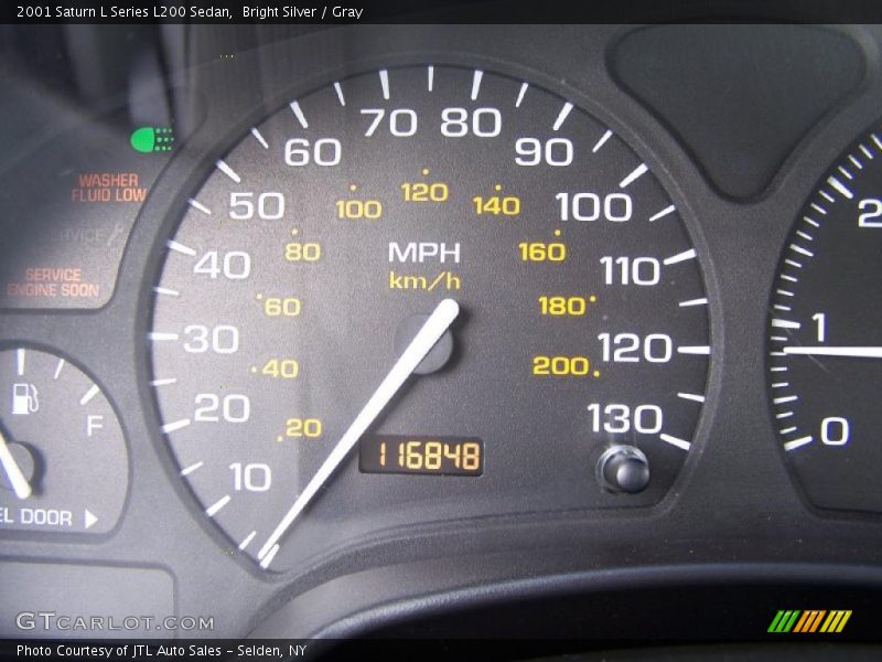 Bright Silver / Gray 2001 Saturn L Series L200 Sedan