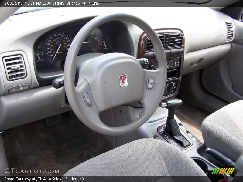 Bright Silver / Gray 2001 Saturn L Series L200 Sedan