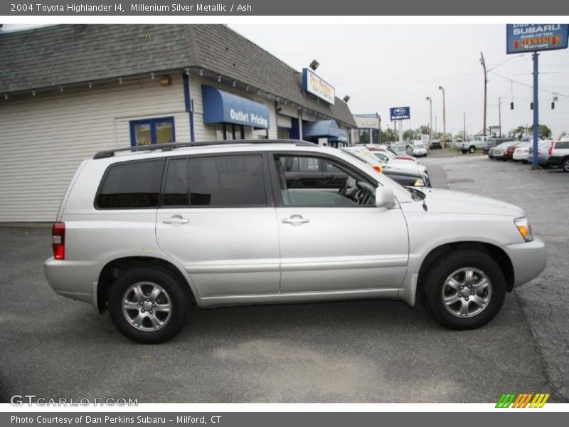 Millenium Silver Metallic / Ash 2004 Toyota Highlander I4