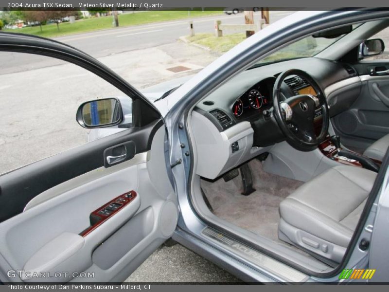  2004 TSX Sedan Quartz Interior
