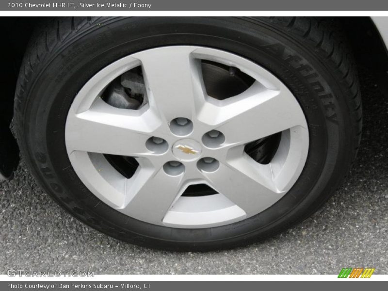 Silver Ice Metallic / Ebony 2010 Chevrolet HHR LT