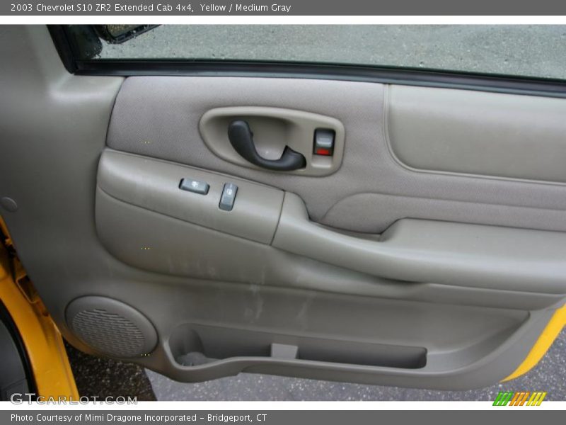 Yellow / Medium Gray 2003 Chevrolet S10 ZR2 Extended Cab 4x4