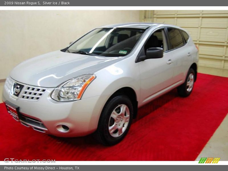 Silver Ice / Black 2009 Nissan Rogue S