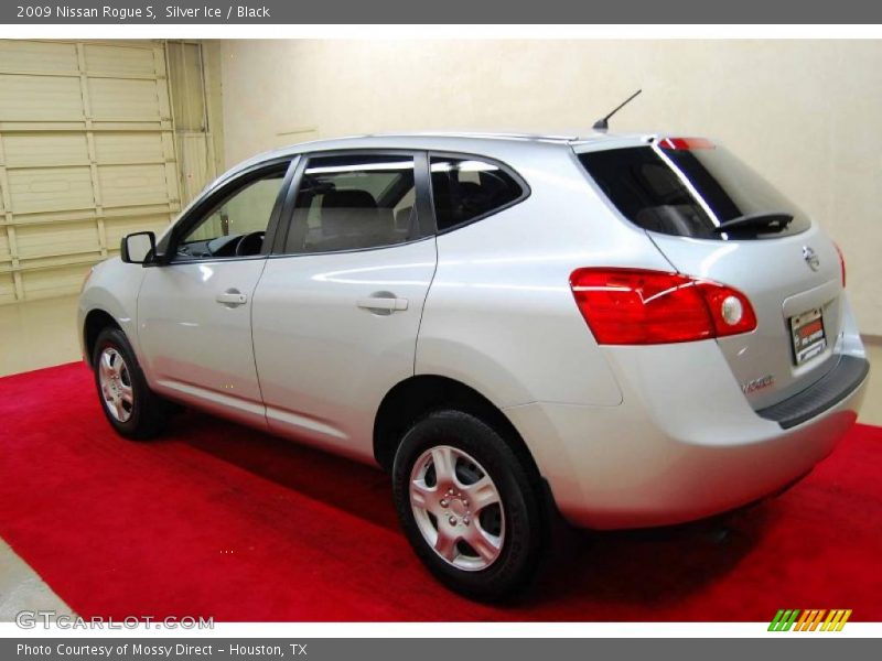 Silver Ice / Black 2009 Nissan Rogue S
