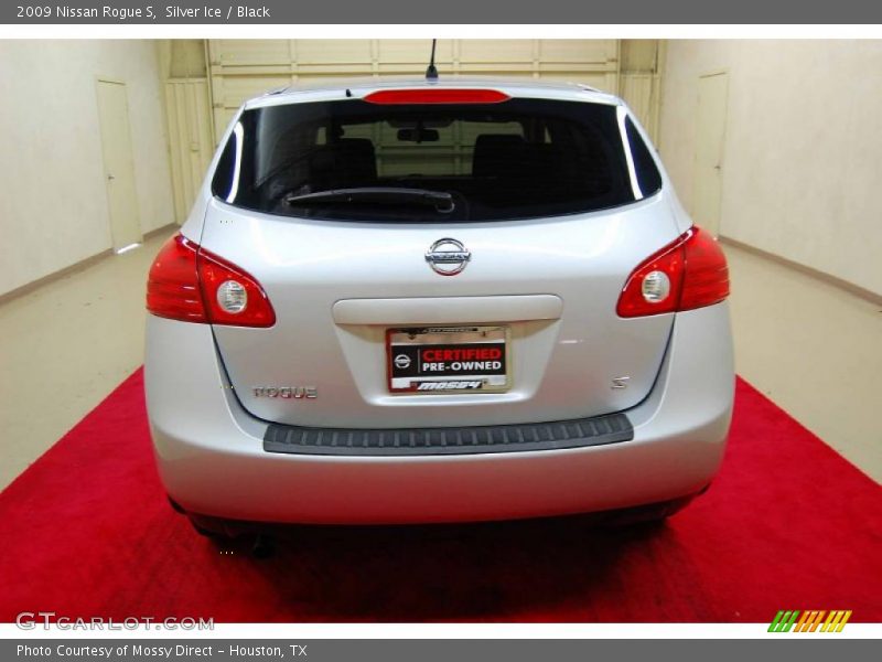Silver Ice / Black 2009 Nissan Rogue S