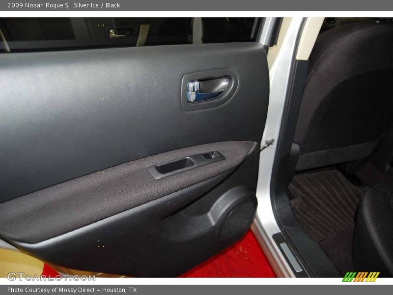 Silver Ice / Black 2009 Nissan Rogue S