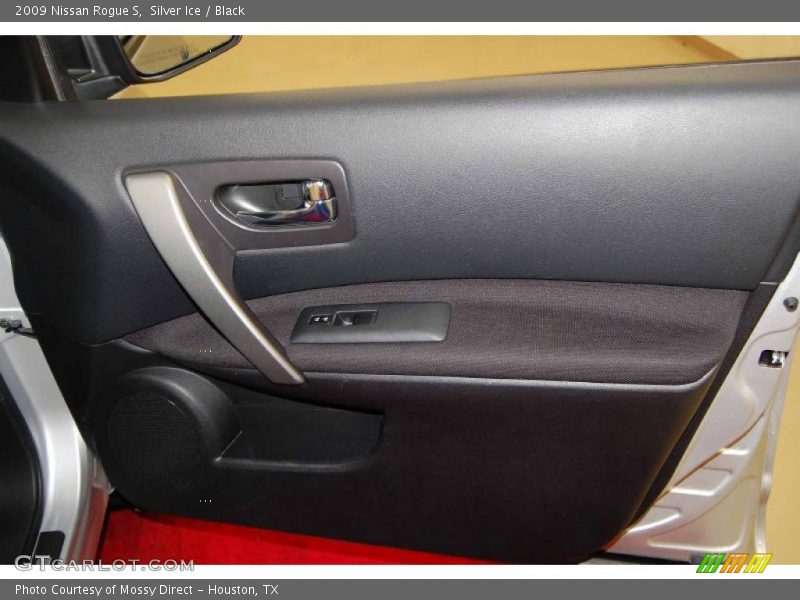 Silver Ice / Black 2009 Nissan Rogue S
