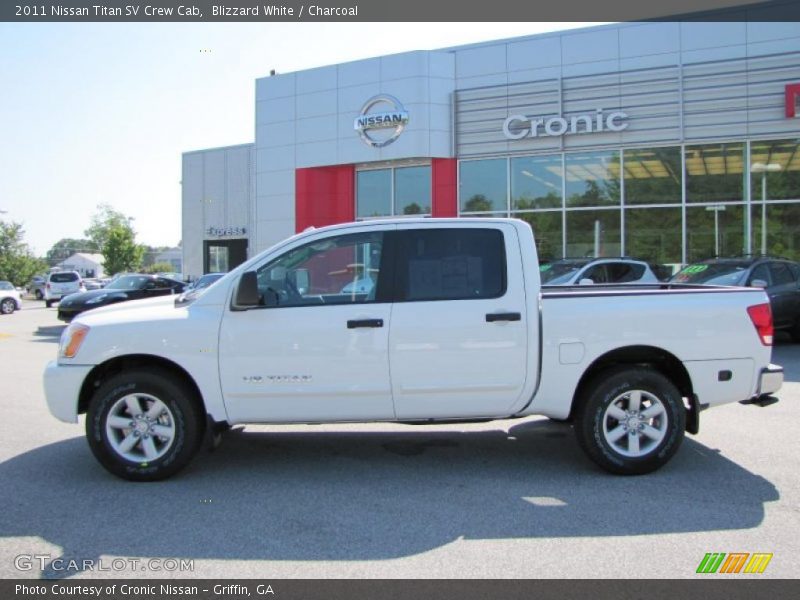 Blizzard White / Charcoal 2011 Nissan Titan SV Crew Cab