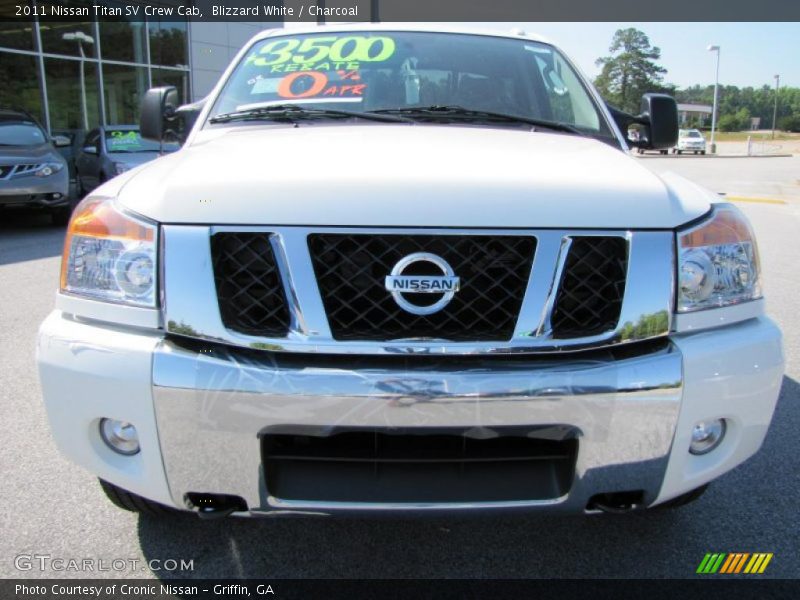 Blizzard White / Charcoal 2011 Nissan Titan SV Crew Cab