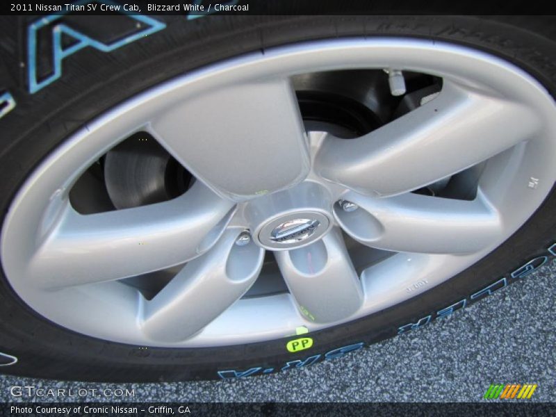Blizzard White / Charcoal 2011 Nissan Titan SV Crew Cab