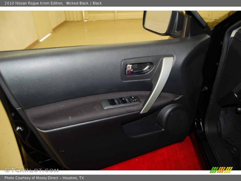 Door Panel of 2010 Rogue Krom Edition