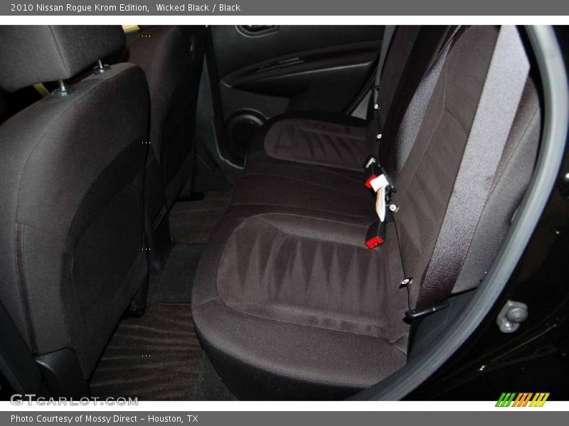  2010 Rogue Krom Edition Black Interior