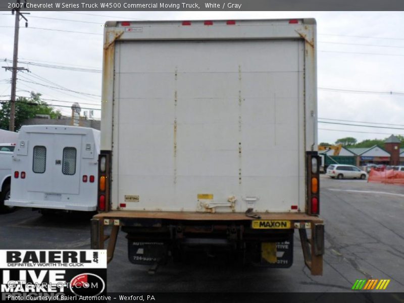 White / Gray 2007 Chevrolet W Series Truck W4500 Commercial Moving Truck