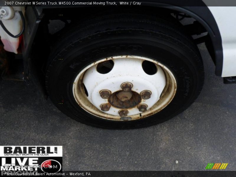 White / Gray 2007 Chevrolet W Series Truck W4500 Commercial Moving Truck