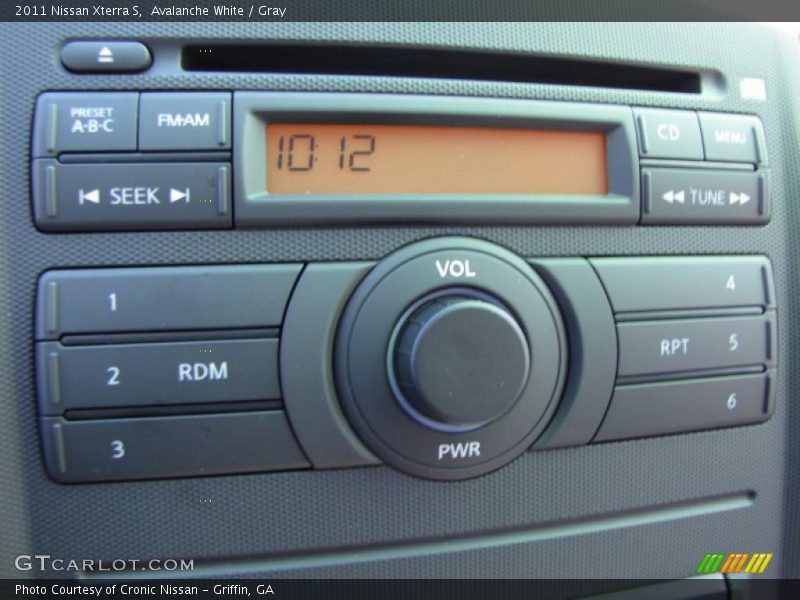 Avalanche White / Gray 2011 Nissan Xterra S
