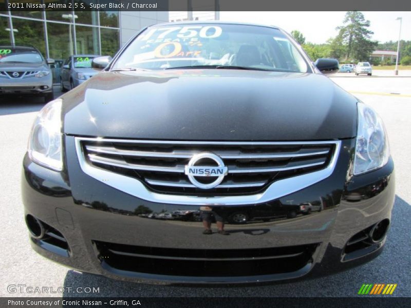 Super Black / Charcoal 2011 Nissan Altima 2.5 S