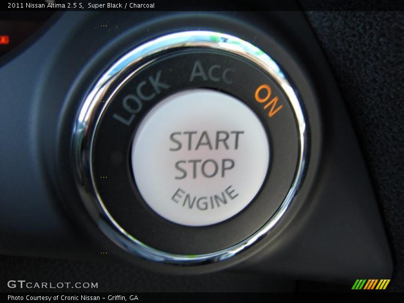 Super Black / Charcoal 2011 Nissan Altima 2.5 S