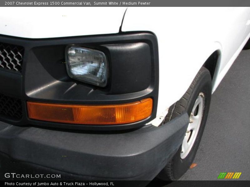 Summit White / Medium Pewter 2007 Chevrolet Express 1500 Commercial Van