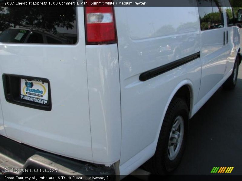 Summit White / Medium Pewter 2007 Chevrolet Express 1500 Commercial Van