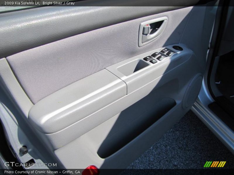 Bright Silver / Gray 2009 Kia Sorento LX