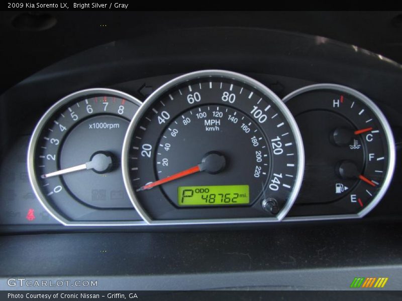 Bright Silver / Gray 2009 Kia Sorento LX