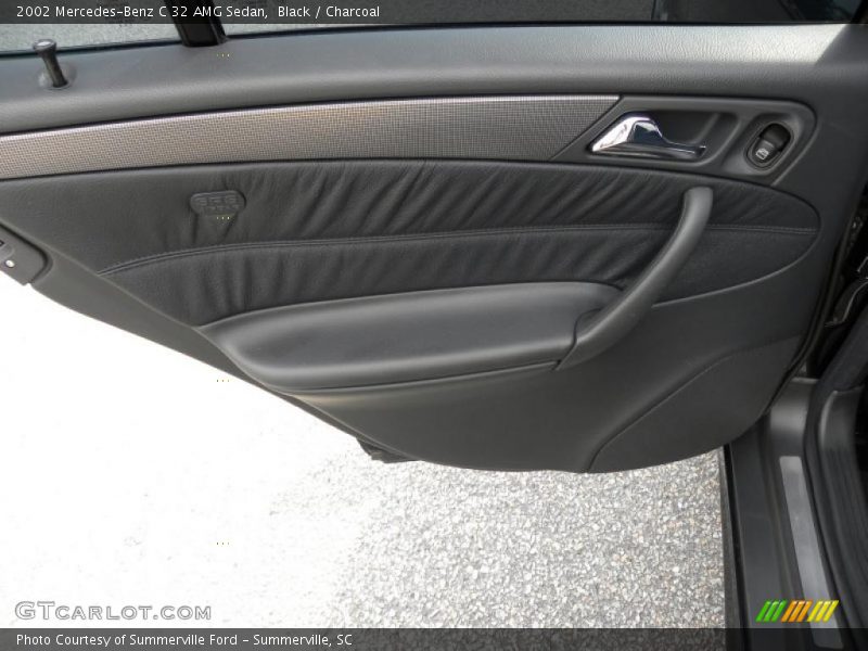 Door Panel of 2002 C 32 AMG Sedan