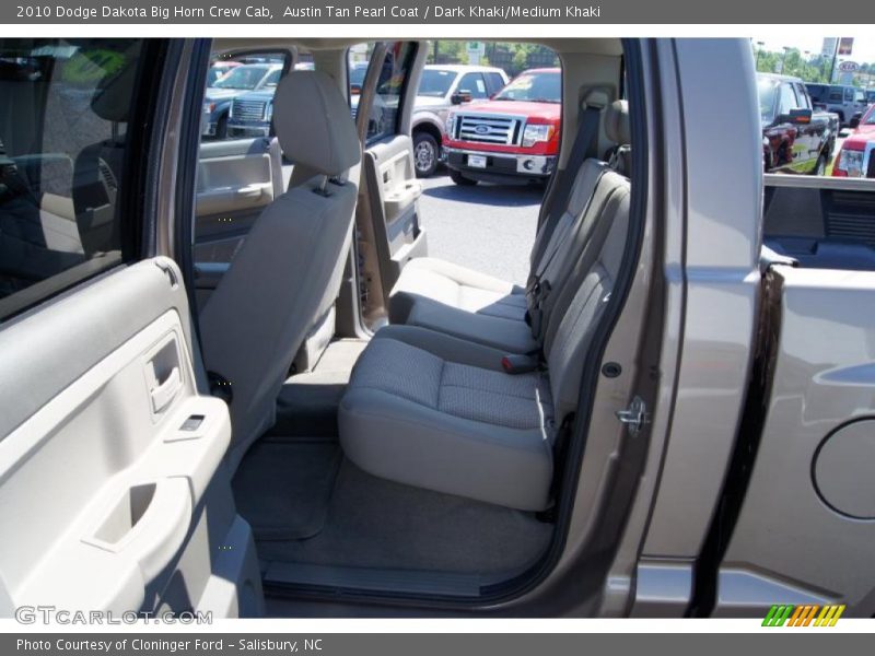 Austin Tan Pearl Coat / Dark Khaki/Medium Khaki 2010 Dodge Dakota Big Horn Crew Cab