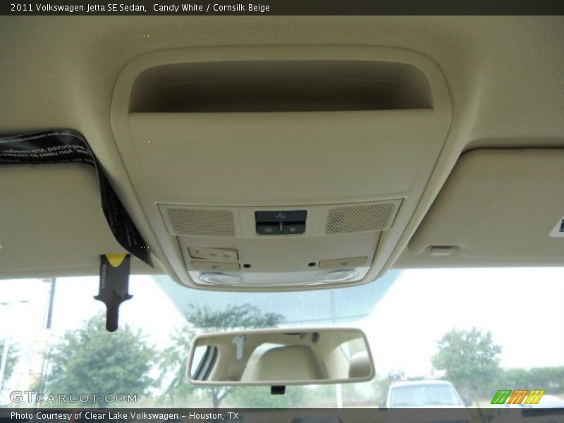 Candy White / Cornsilk Beige 2011 Volkswagen Jetta SE Sedan