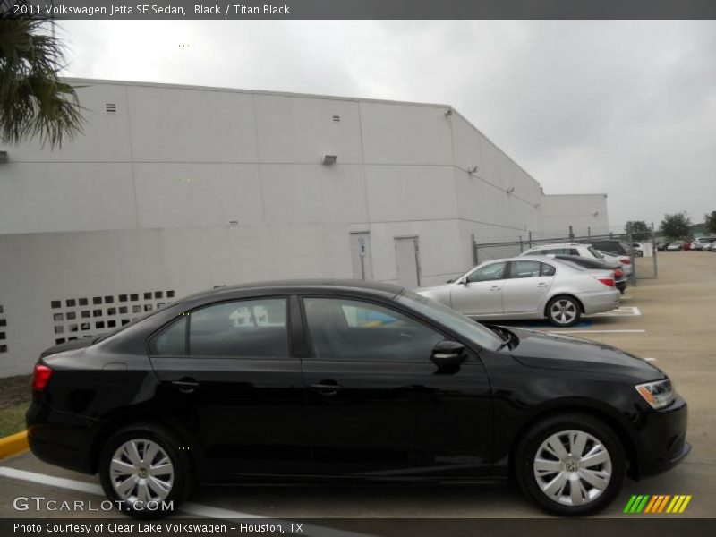 Black / Titan Black 2011 Volkswagen Jetta SE Sedan