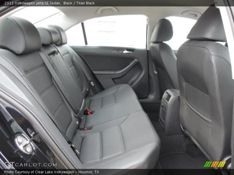 Black / Titan Black 2011 Volkswagen Jetta SE Sedan
