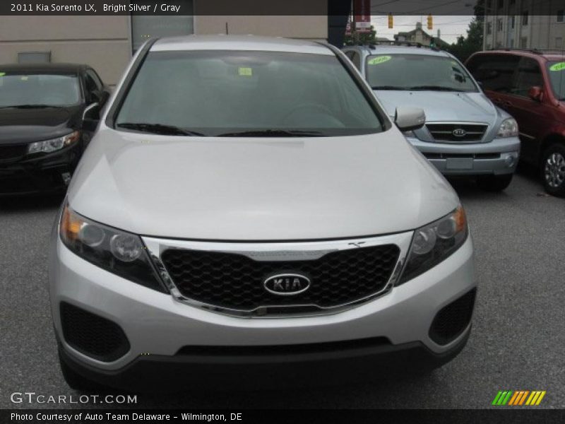 Bright Silver / Gray 2011 Kia Sorento LX