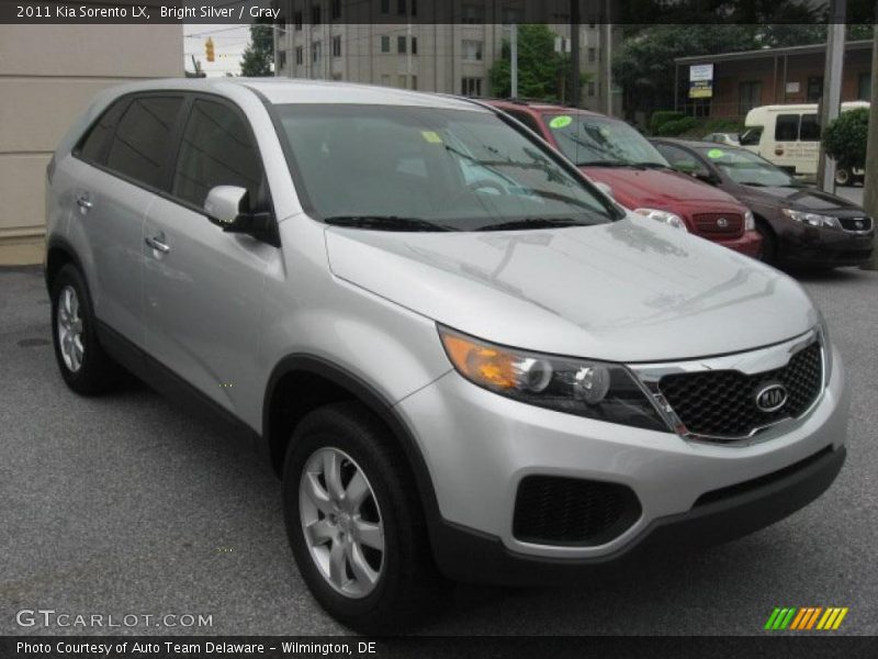 Bright Silver / Gray 2011 Kia Sorento LX