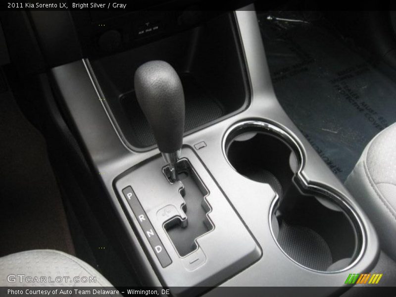 Bright Silver / Gray 2011 Kia Sorento LX
