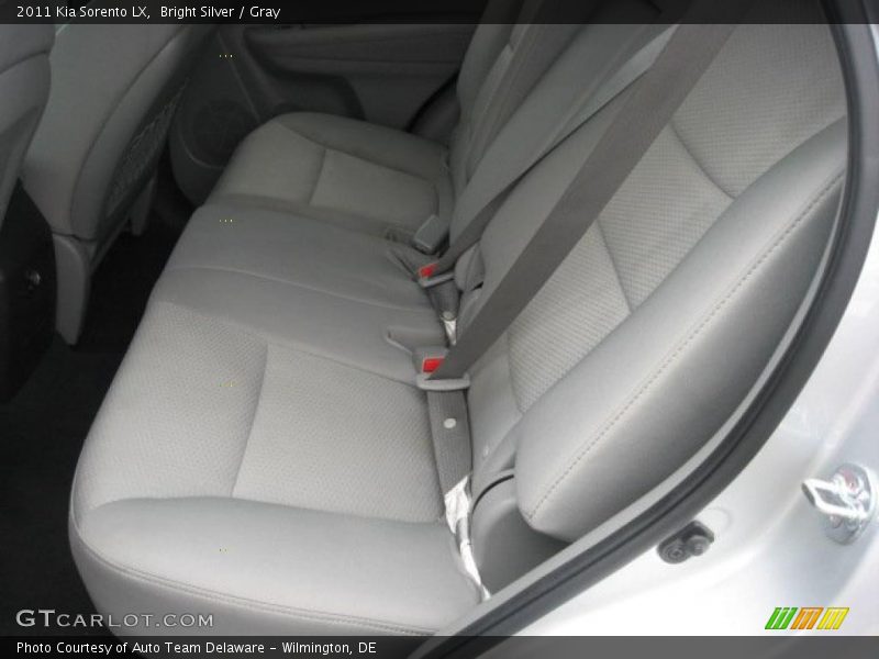 Bright Silver / Gray 2011 Kia Sorento LX