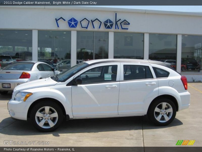 Bright White / Dark Slate Gray 2011 Dodge Caliber Mainstreet