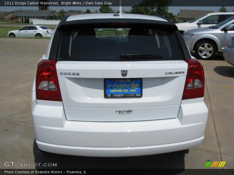 Bright White / Dark Slate Gray 2011 Dodge Caliber Mainstreet