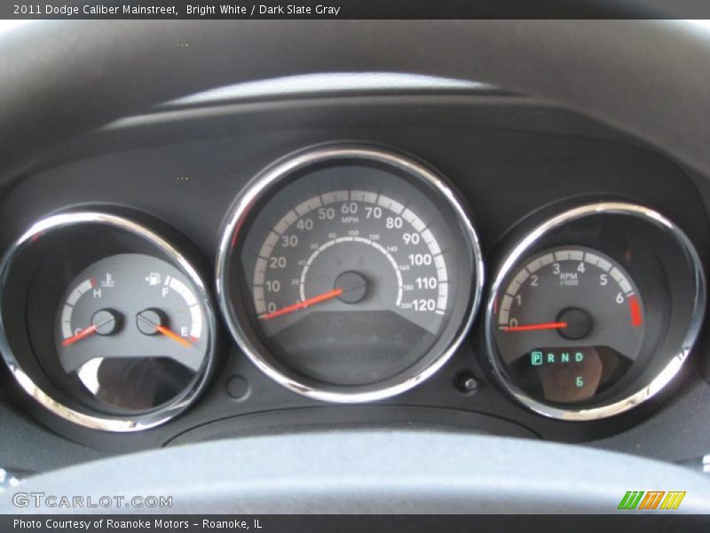 Bright White / Dark Slate Gray 2011 Dodge Caliber Mainstreet