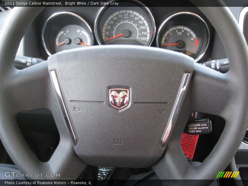 Bright White / Dark Slate Gray 2011 Dodge Caliber Mainstreet