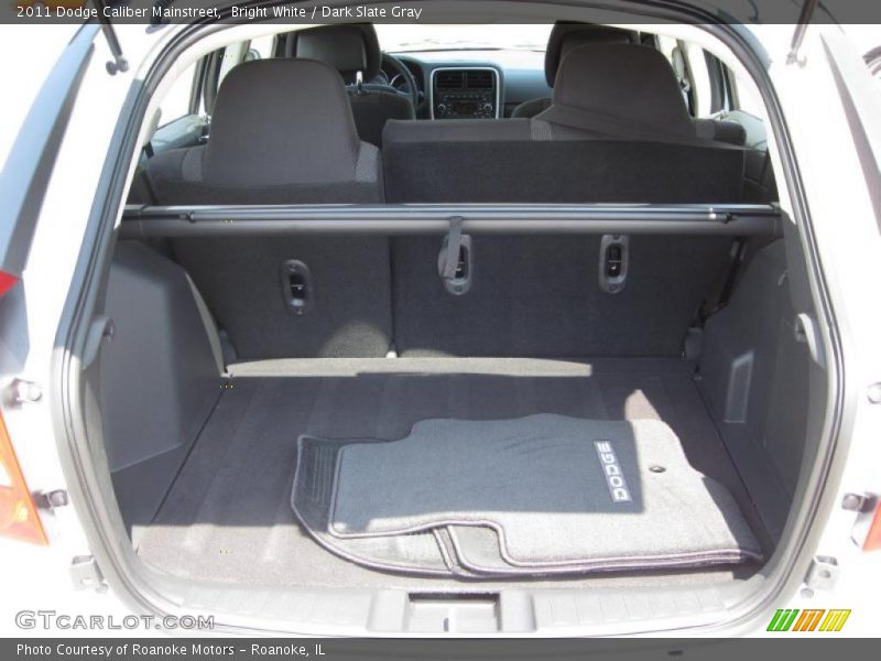 Bright White / Dark Slate Gray 2011 Dodge Caliber Mainstreet