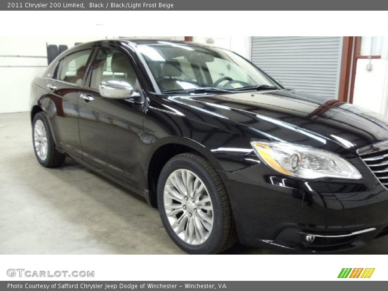 Black / Black/Light Frost Beige 2011 Chrysler 200 Limited