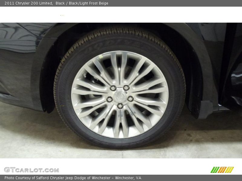 Black / Black/Light Frost Beige 2011 Chrysler 200 Limited